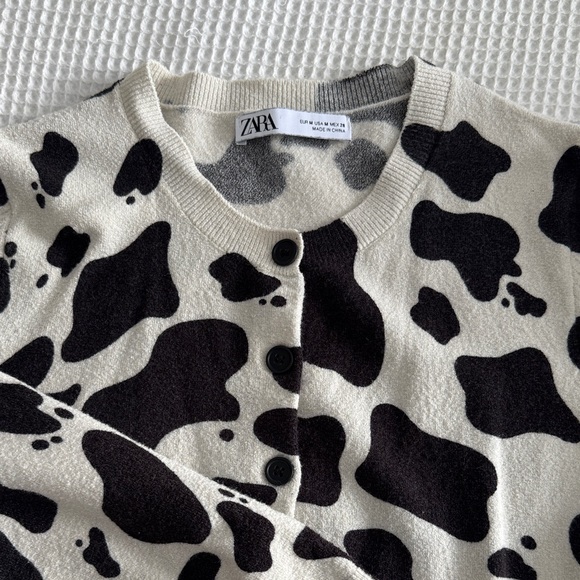 Zara - Medium - Cow Print Cardigan Sweater - Picture 4 of 6